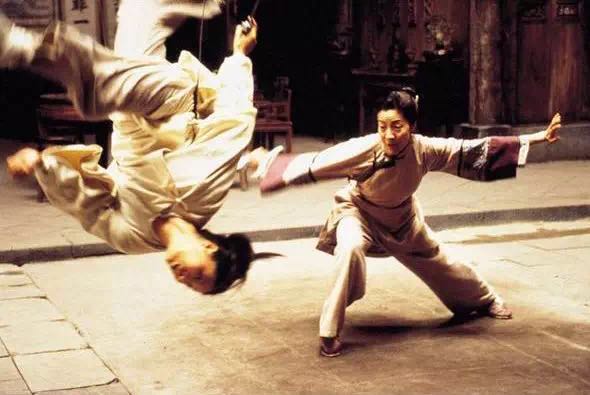 �˶���ͷ�ڶ���Ƭ�еľ�������